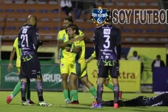 Xinabajul se impone 2-0 Antigua GFC